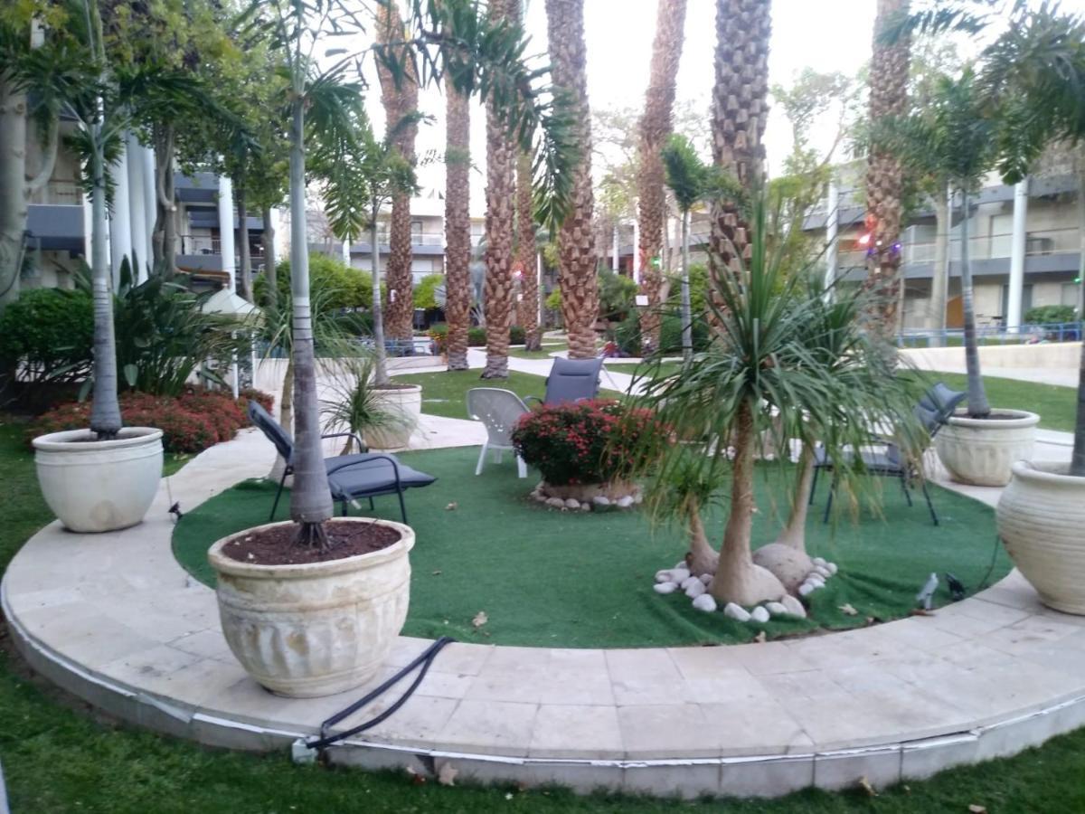 Ferienwohnung ROYAL PARK -George Eilat Exterior foto